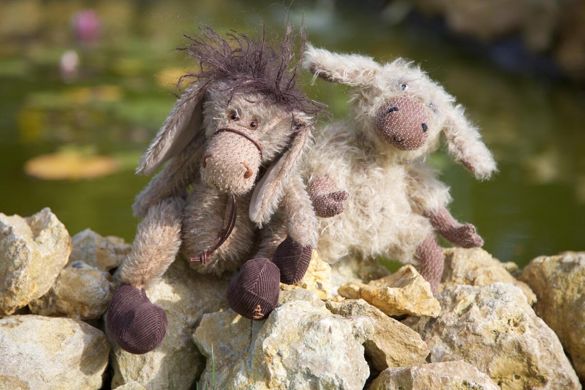 alexia-naumovic-peluche-ane